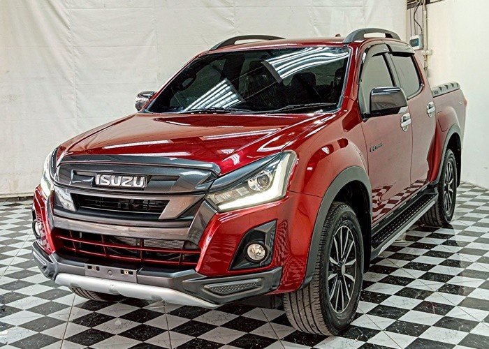 ISUZU
             
                 for Sale for Sale